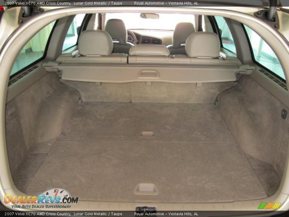 2007 Volvo XC70 AWD Cross Country Lunar Gold Metallic / Taupe Photo #22