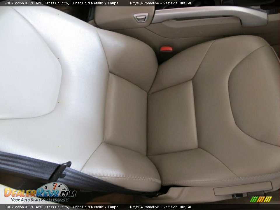 2007 Volvo XC70 AWD Cross Country Lunar Gold Metallic / Taupe Photo #28