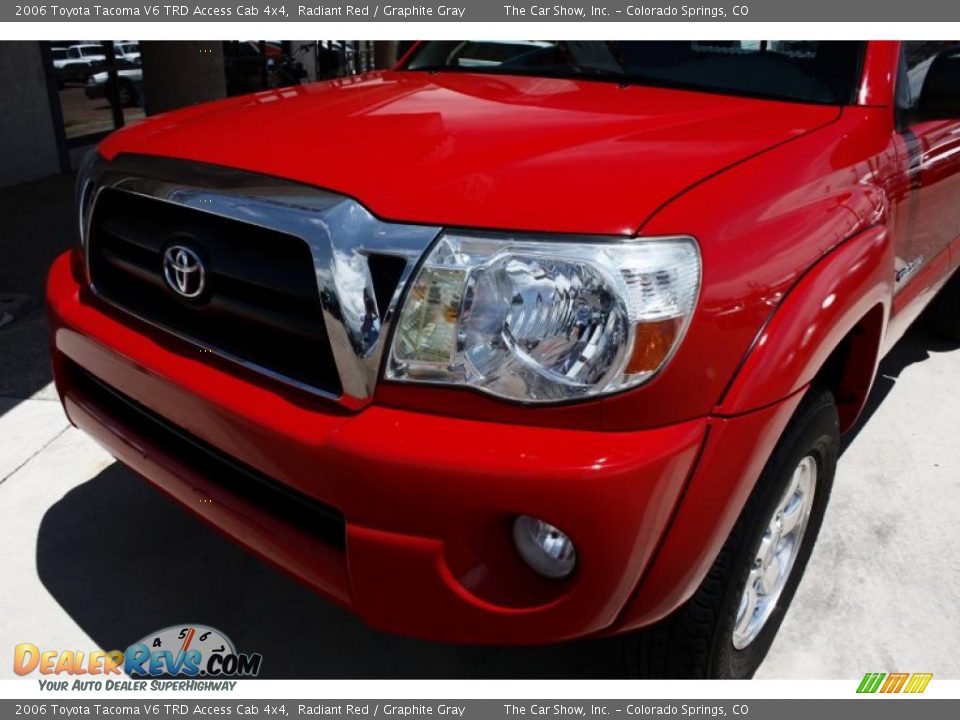 2006 Toyota Tacoma V6 TRD Access Cab 4x4 Radiant Red / Graphite Gray Photo #18