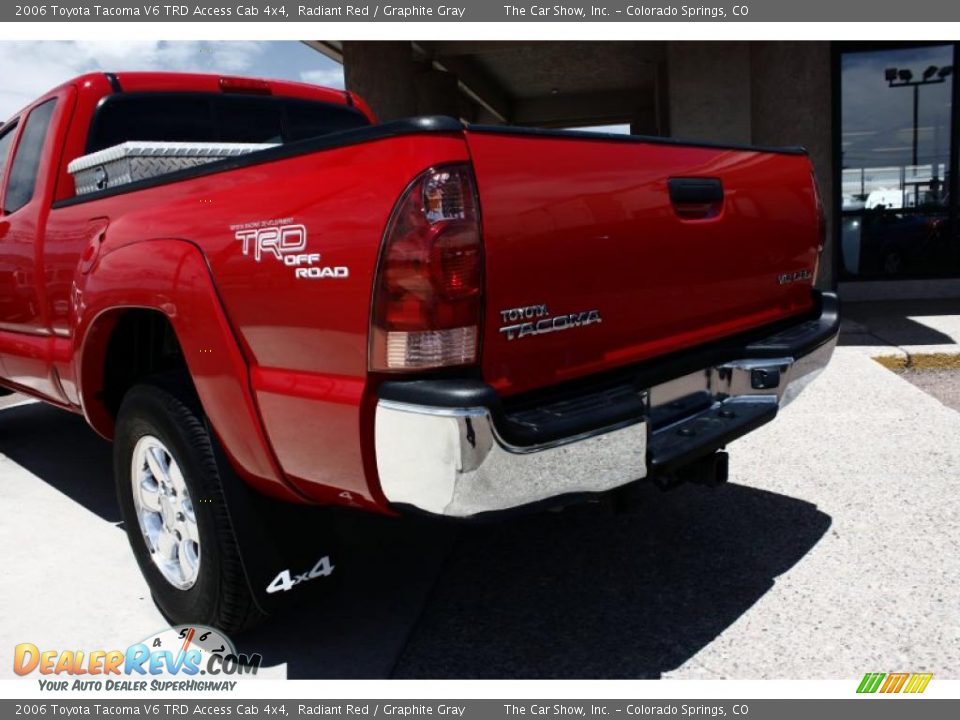 2006 Toyota Tacoma V6 TRD Access Cab 4x4 Radiant Red / Graphite Gray Photo #21