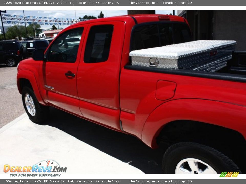 2006 Toyota Tacoma V6 TRD Access Cab 4x4 Radiant Red / Graphite Gray Photo #22