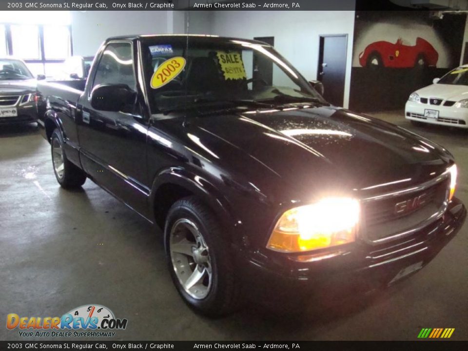 2003 GMC Sonoma SL Regular Cab Onyx Black / Graphite Photo #4