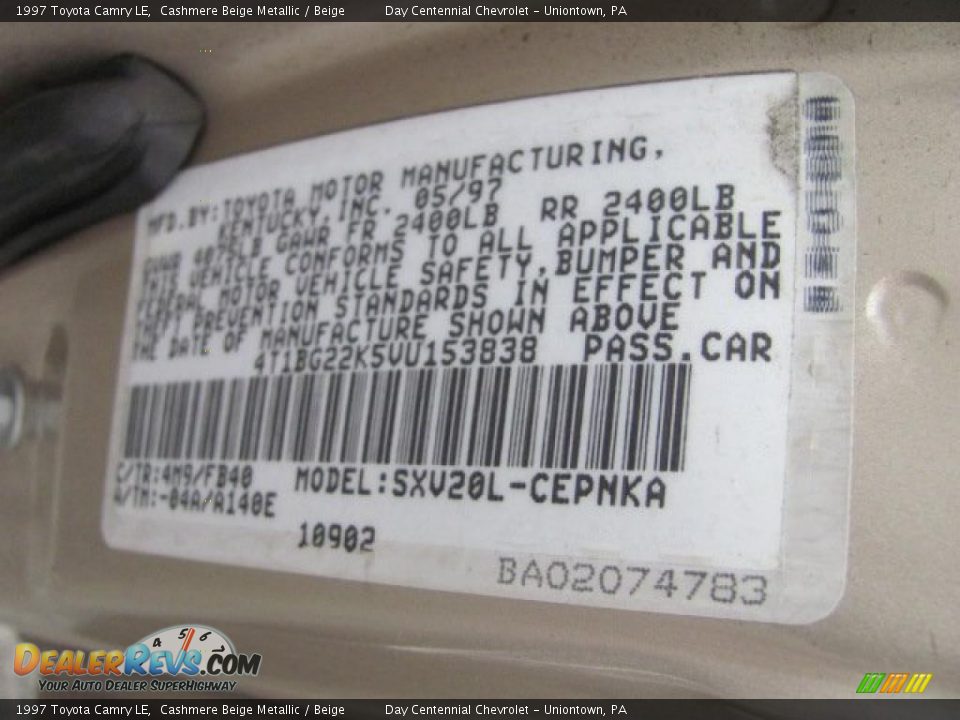1997 Toyota Camry LE Cashmere Beige Metallic / Beige Photo #14