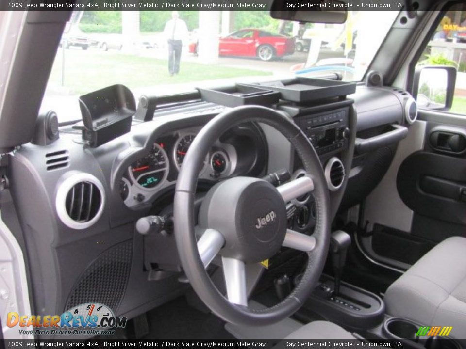 2009 Jeep Wrangler Sahara 4x4 Bright Silver Metallic / Dark Slate Gray/Medium Slate Gray Photo #8
