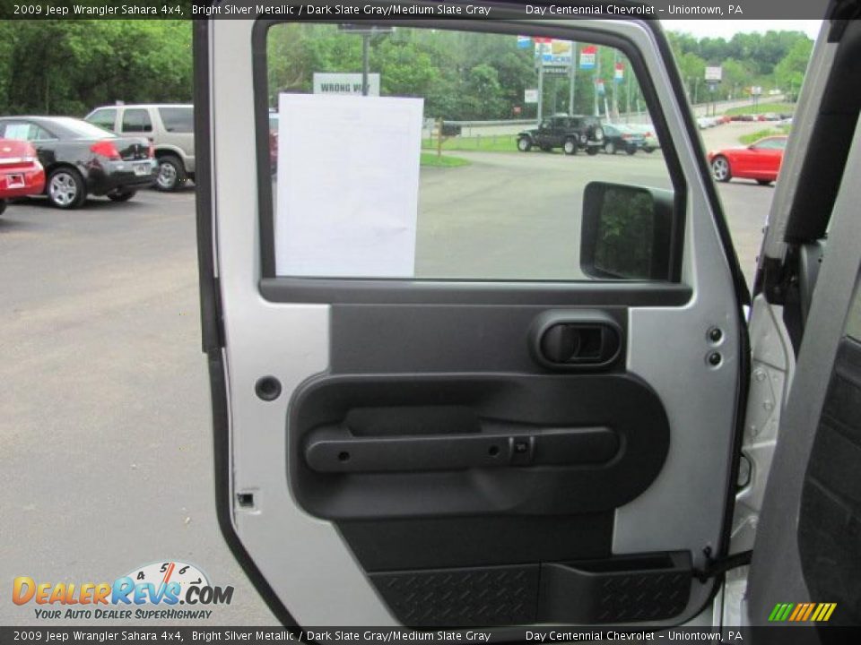 2009 Jeep Wrangler Sahara 4x4 Bright Silver Metallic / Dark Slate Gray/Medium Slate Gray Photo #10