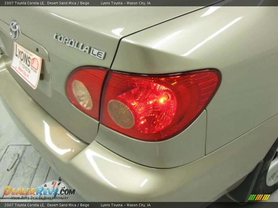 2007 Toyota Corolla LE Desert Sand Mica / Beige Photo #12
