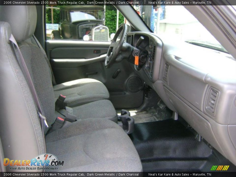 2006 Chevrolet Silverado 1500 Work Truck Regular Cab Dark Green Metallic / Dark Charcoal Photo #16