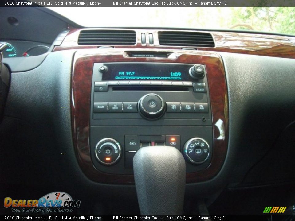 2010 Chevrolet Impala LT Gold Mist Metallic / Ebony Photo #11