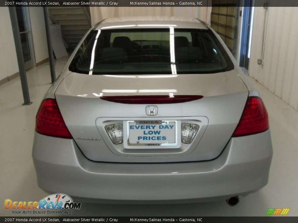 2007 Honda Accord LX Sedan Alabaster Silver Metallic / Gray Photo #3