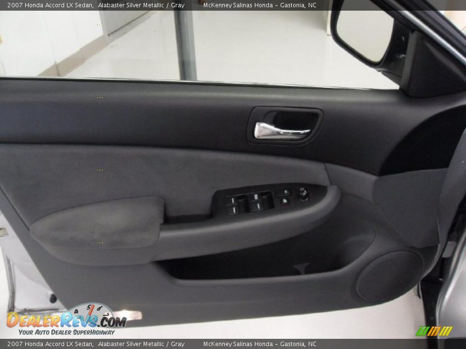 2007 Honda Accord LX Sedan Alabaster Silver Metallic / Gray Photo #10