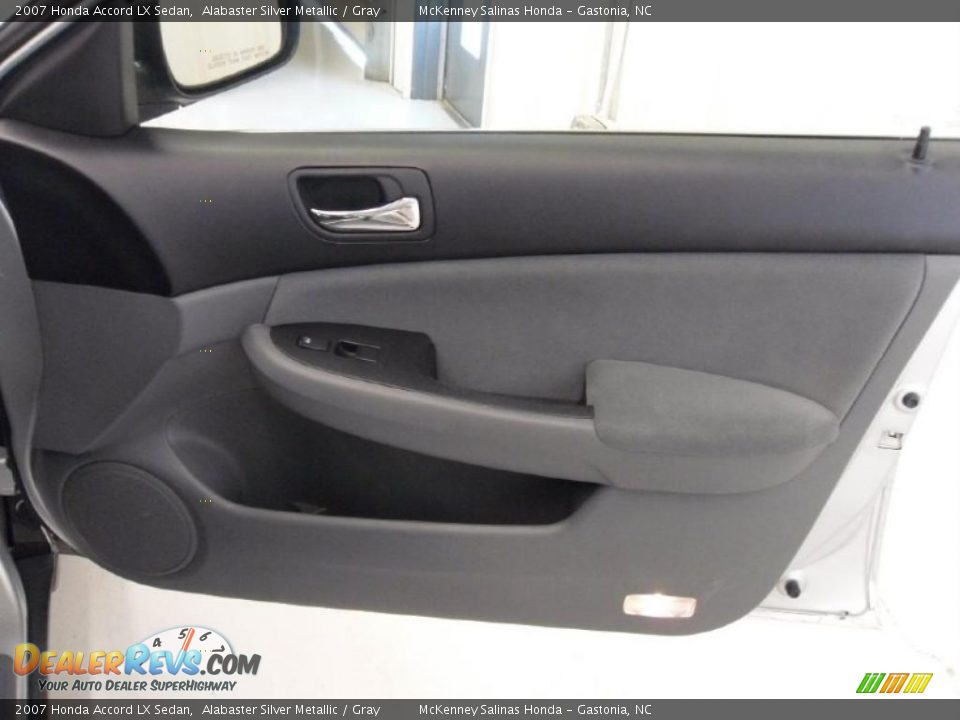 2007 Honda Accord LX Sedan Alabaster Silver Metallic / Gray Photo #20