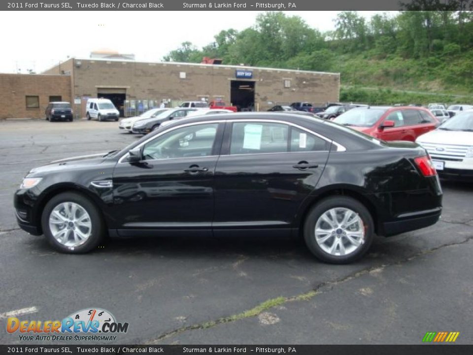 2011 Ford Taurus SEL Tuxedo Black / Charcoal Black Photo #6