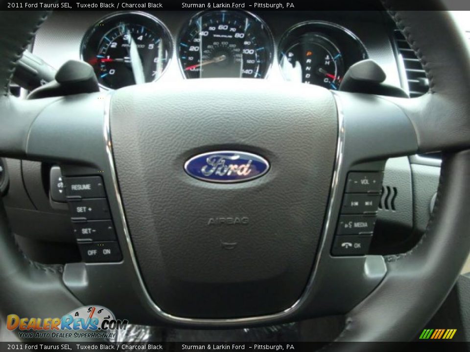 2011 Ford Taurus SEL Tuxedo Black / Charcoal Black Photo #18