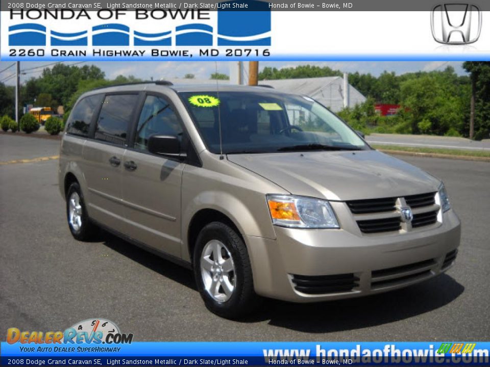 2008 Dodge Grand Caravan SE Light Sandstone Metallic / Dark Slate/Light Shale Photo #1