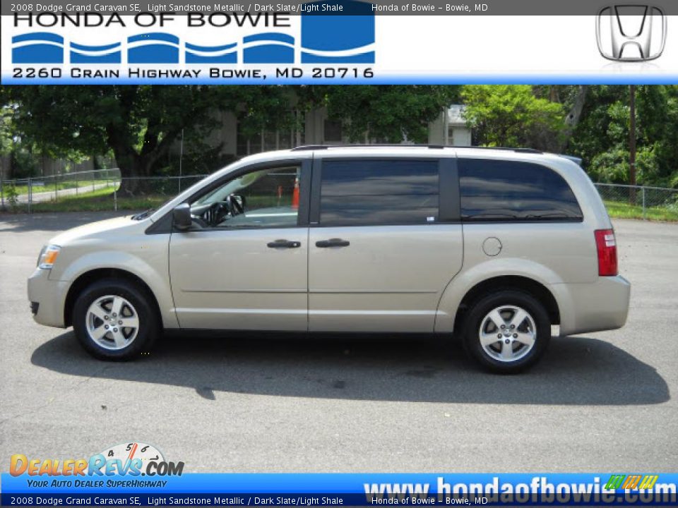 2008 Dodge Grand Caravan SE Light Sandstone Metallic / Dark Slate/Light Shale Photo #6
