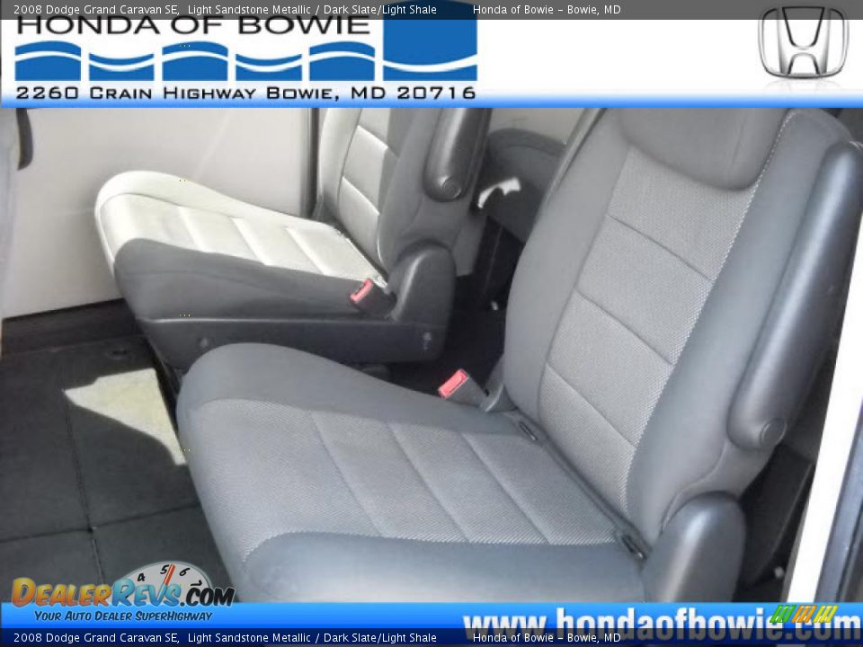 2008 Dodge Grand Caravan SE Light Sandstone Metallic / Dark Slate/Light Shale Photo #12