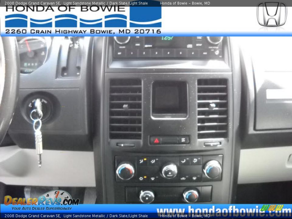 2008 Dodge Grand Caravan SE Light Sandstone Metallic / Dark Slate/Light Shale Photo #14