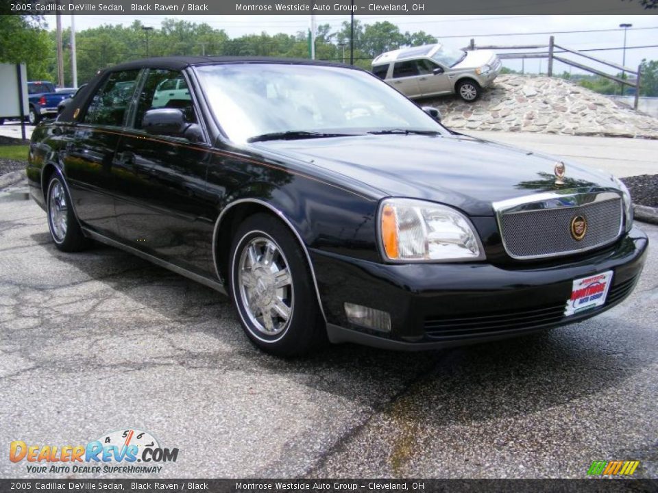 2005 Cadillac DeVille Sedan Black Raven / Black Photo #7