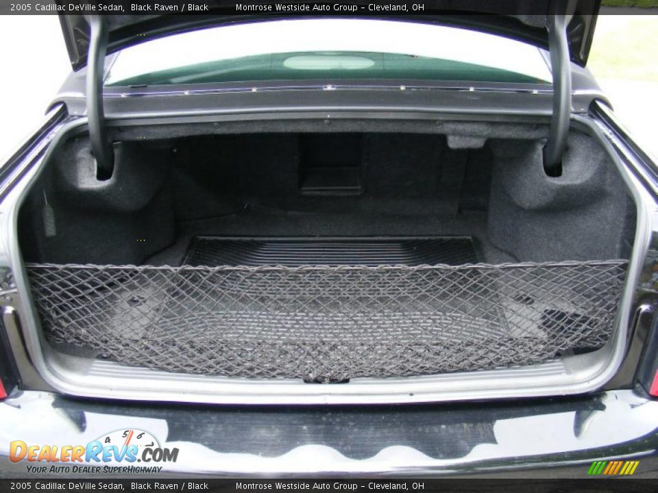 2005 Cadillac DeVille Sedan Black Raven / Black Photo #26