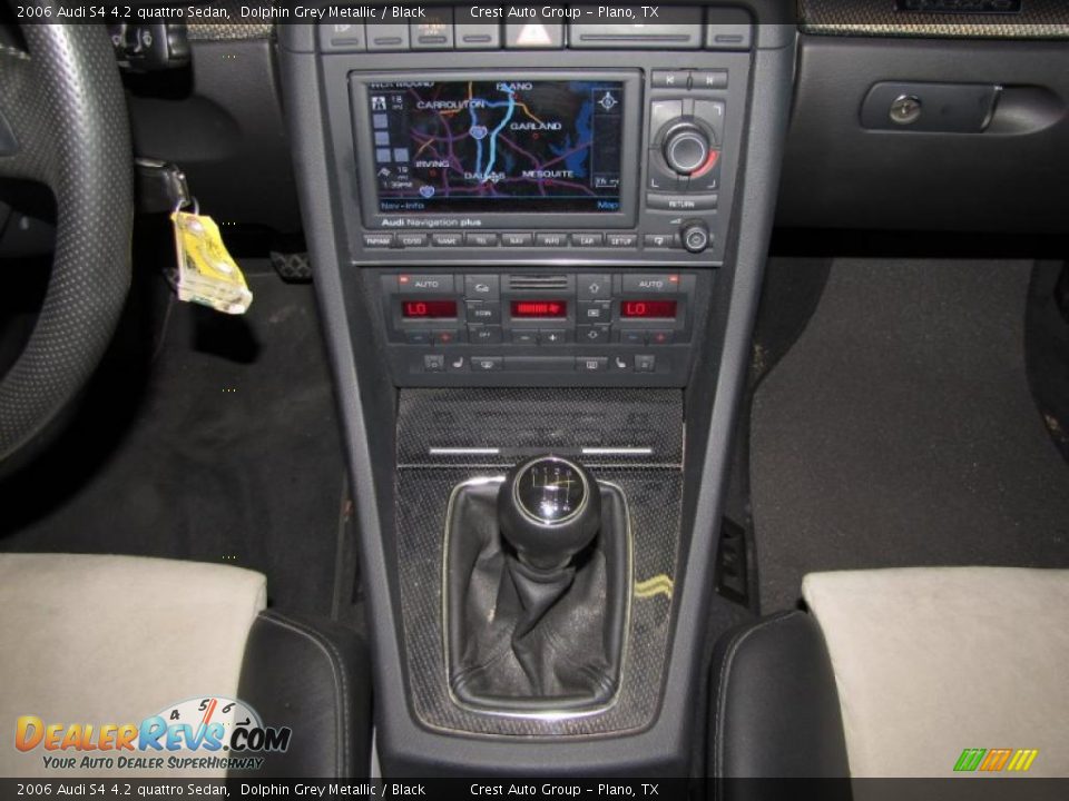 2006 Audi S4 4.2 quattro Sedan Dolphin Grey Metallic / Black Photo #16