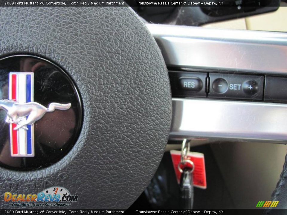 2009 Ford Mustang V6 Convertible Torch Red / Medium Parchment Photo #18