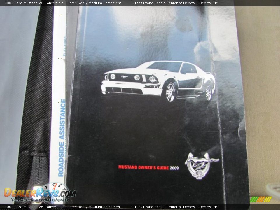 2009 Ford Mustang V6 Convertible Torch Red / Medium Parchment Photo #22