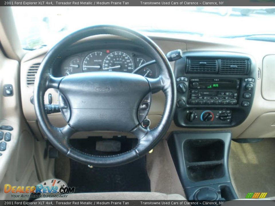 2001 Ford Explorer XLT 4x4 Toreador Red Metallic / Medium Prairie Tan Photo #4