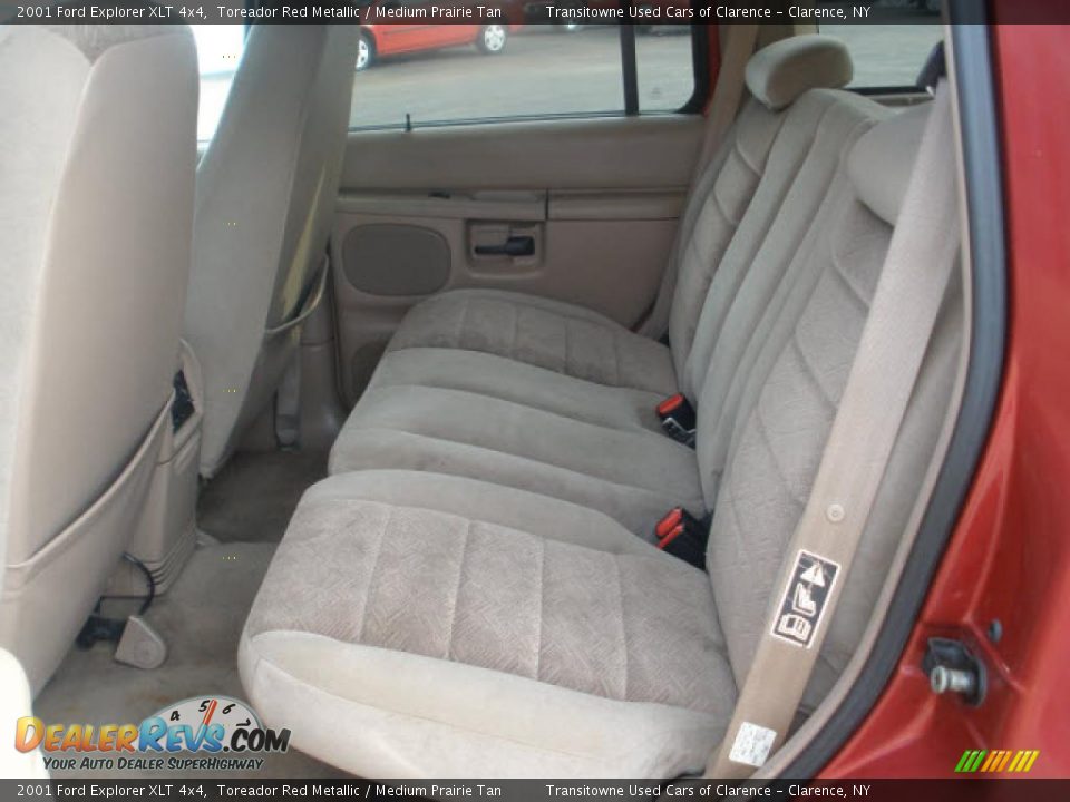 2001 Ford Explorer XLT 4x4 Toreador Red Metallic / Medium Prairie Tan Photo #5