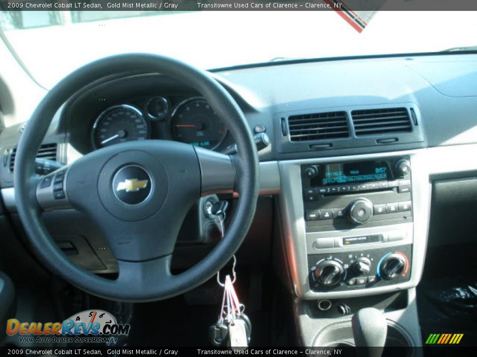 2009 Chevrolet Cobalt LT Sedan Gold Mist Metallic / Gray Photo #3
