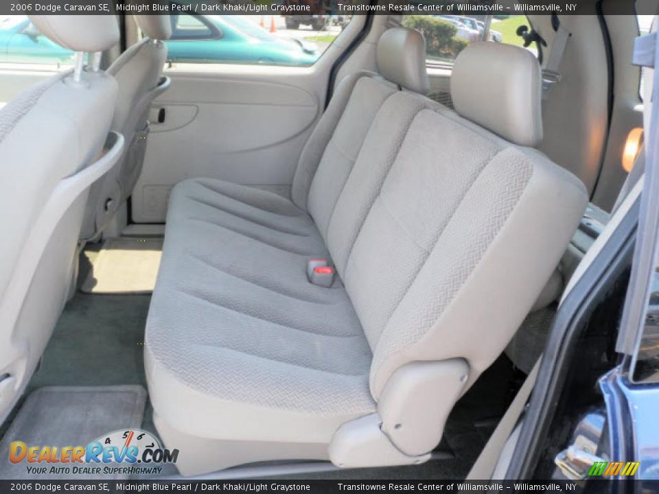 2006 Dodge Caravan SE Midnight Blue Pearl / Dark Khaki/Light Graystone Photo #8