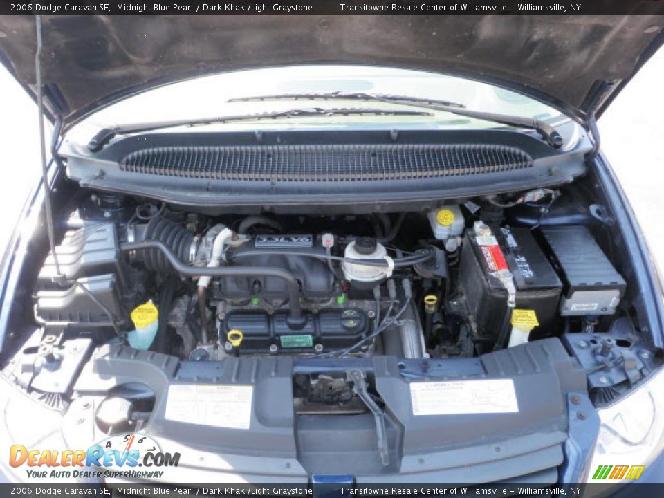 2006 Dodge Caravan SE Midnight Blue Pearl / Dark Khaki/Light Graystone Photo #12