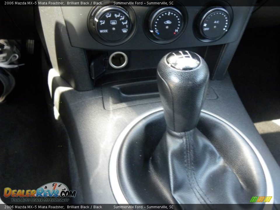 2006 Mazda MX-5 Miata Roadster Brilliant Black / Black Photo #14