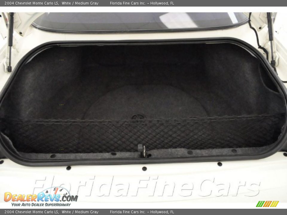 2004 Chevrolet Monte Carlo LS White / Medium Gray Photo #10