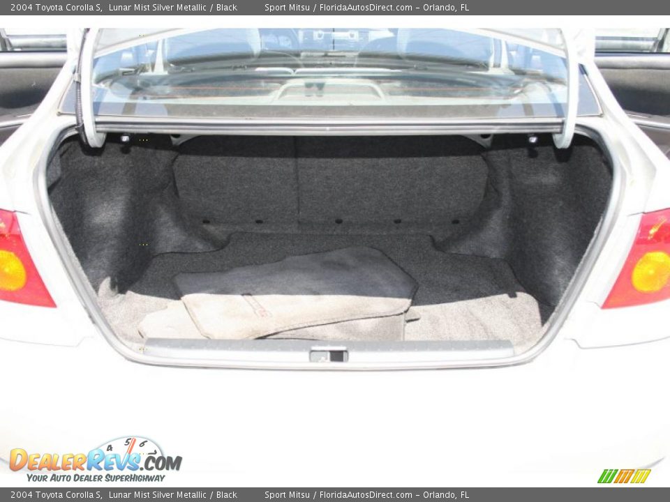 2004 Toyota Corolla S Lunar Mist Silver Metallic / Black Photo #13