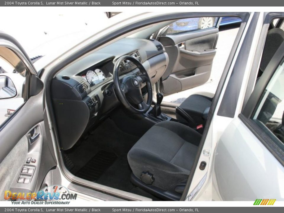 2004 Toyota Corolla S Lunar Mist Silver Metallic / Black Photo #15