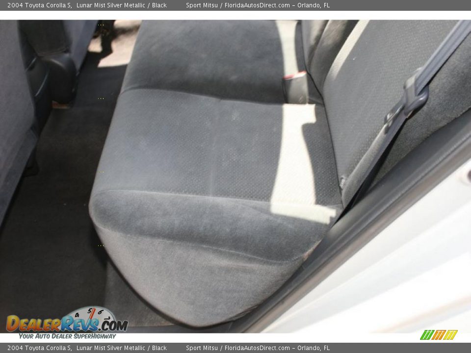 2004 Toyota Corolla S Lunar Mist Silver Metallic / Black Photo #17