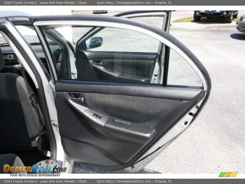 2004 Toyota Corolla S Lunar Mist Silver Metallic / Black Photo #22
