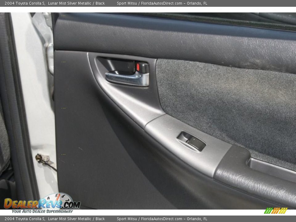 2004 Toyota Corolla S Lunar Mist Silver Metallic / Black Photo #23