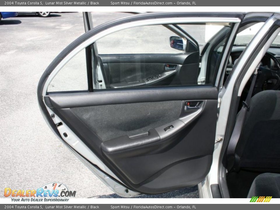 2004 Toyota Corolla S Lunar Mist Silver Metallic / Black Photo #24