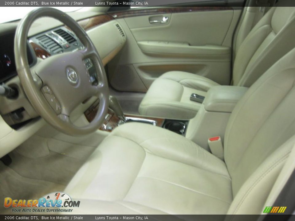 2006 Cadillac DTS Blue Ice Metallic / Shale Photo #6