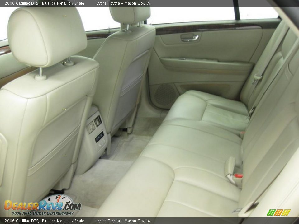 2006 Cadillac DTS Blue Ice Metallic / Shale Photo #8
