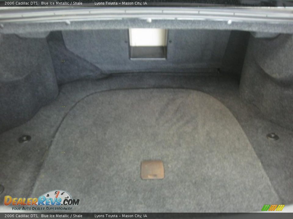 2006 Cadillac DTS Blue Ice Metallic / Shale Photo #10