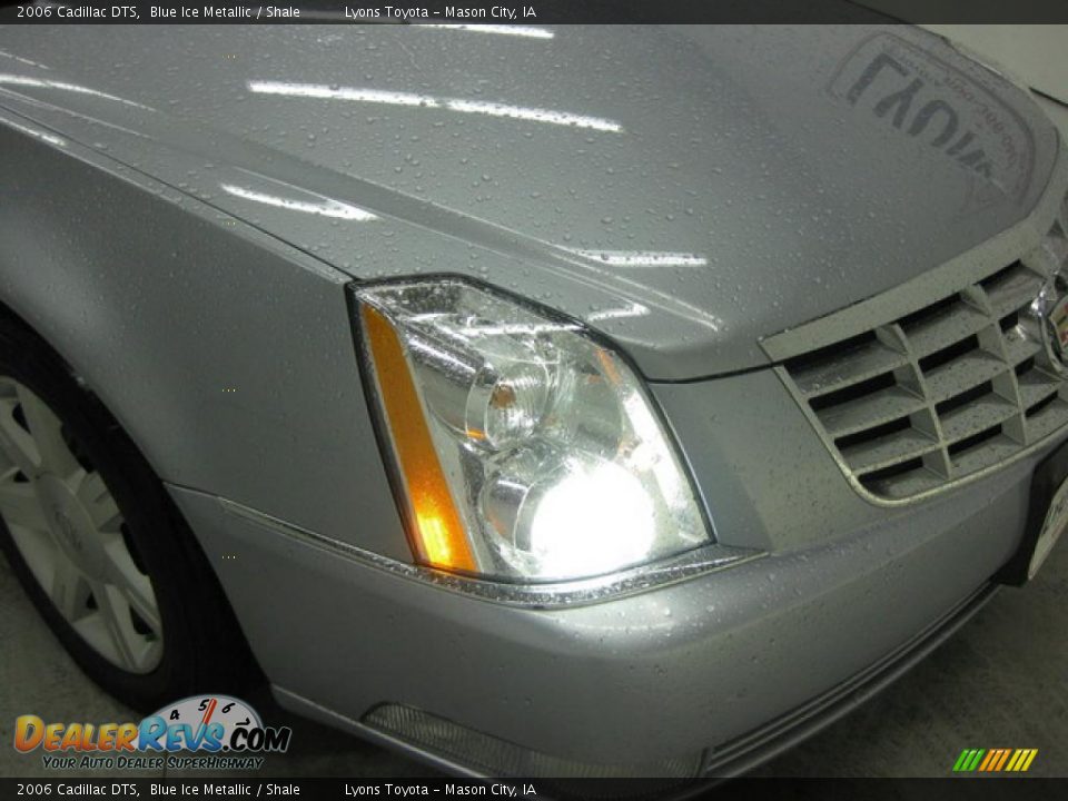 2006 Cadillac DTS Blue Ice Metallic / Shale Photo #16