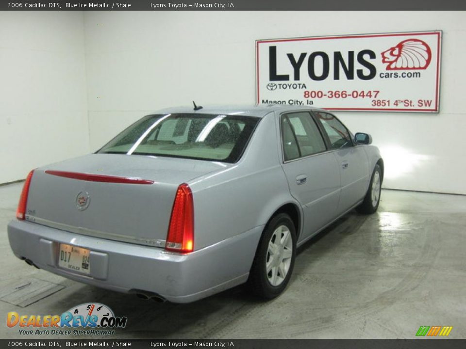 2006 Cadillac DTS Blue Ice Metallic / Shale Photo #18