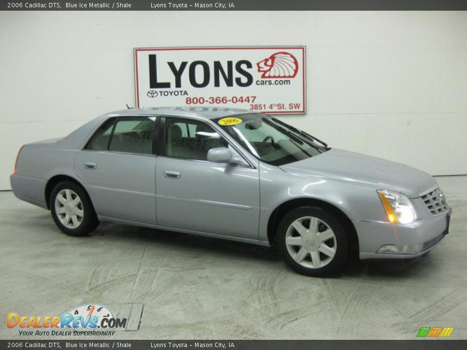 2006 Cadillac DTS Blue Ice Metallic / Shale Photo #24