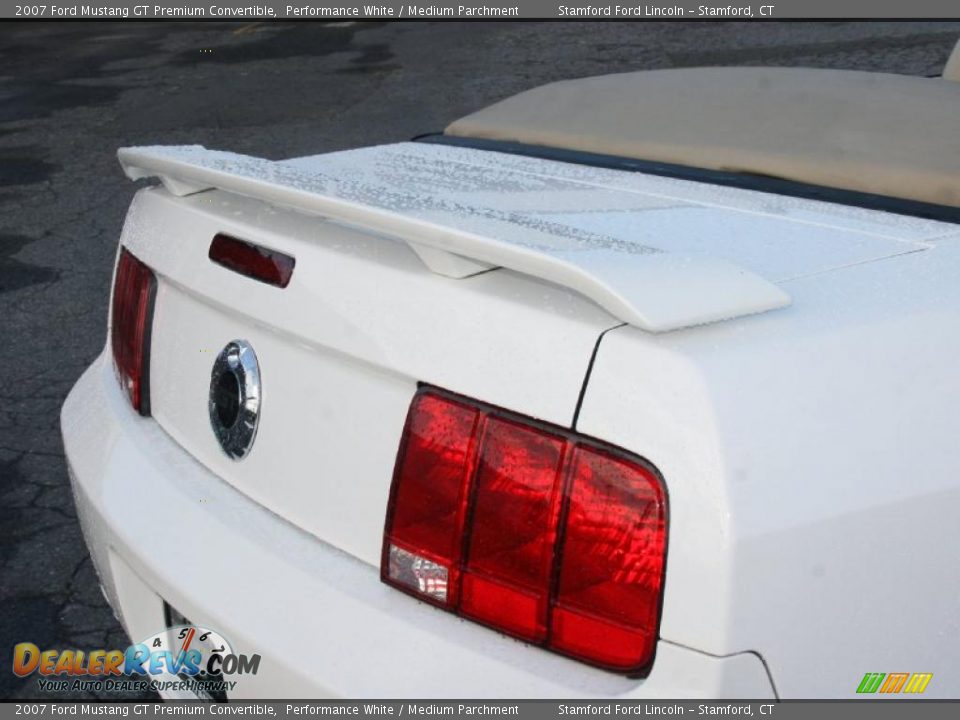 2007 Ford Mustang GT Premium Convertible Performance White / Medium Parchment Photo #14