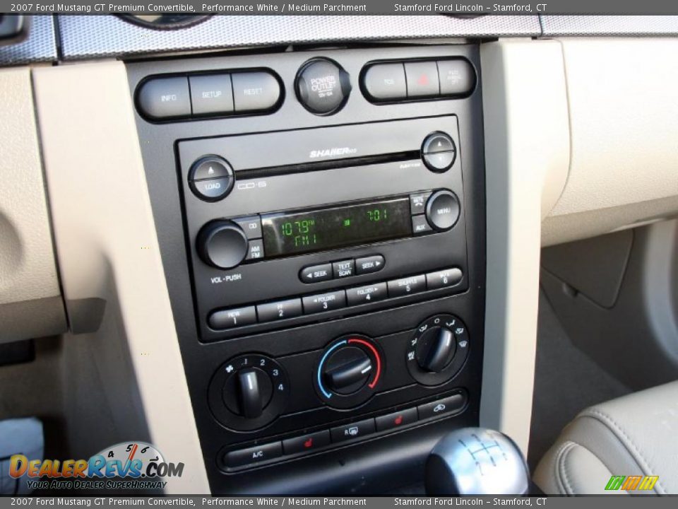 2007 Ford Mustang GT Premium Convertible Performance White / Medium Parchment Photo #17