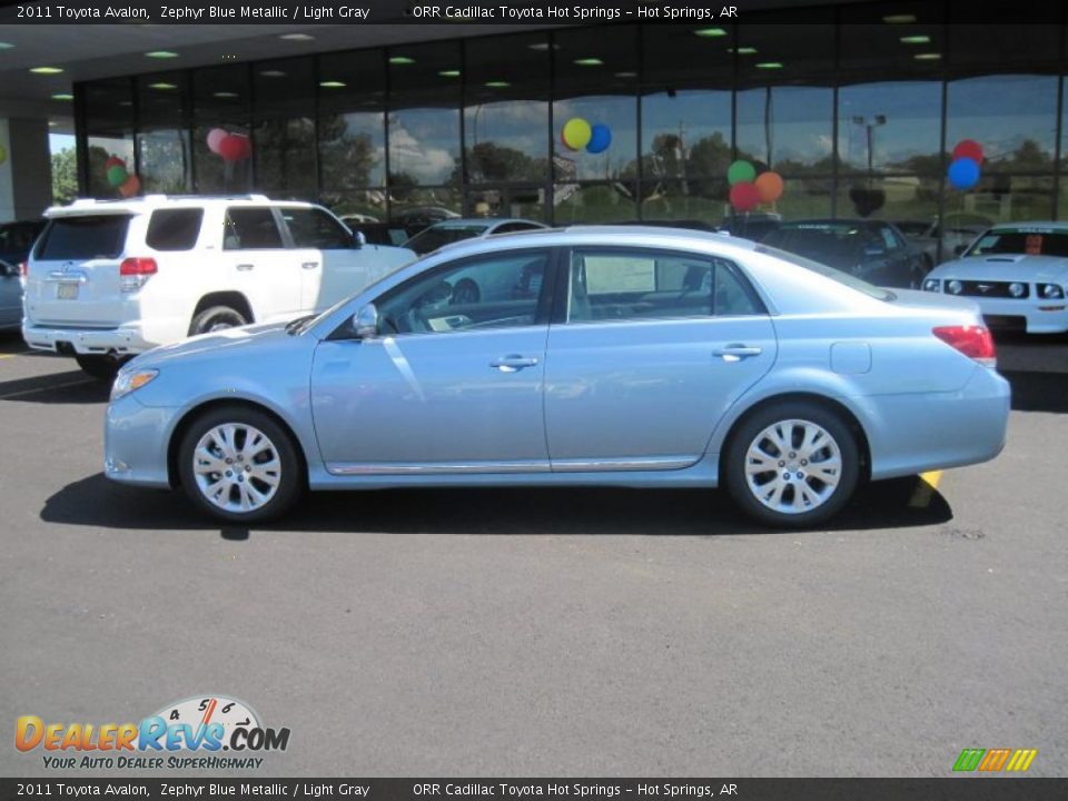 blue toyota avalon #5