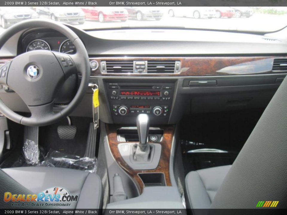2009 BMW 3 Series 328i Sedan Alpine White / Black Photo #10