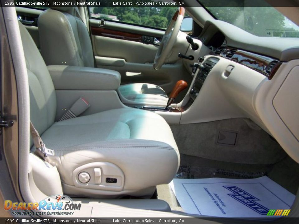 1999 Cadillac Seville STS Moonstone / Neutral Shale Photo #30